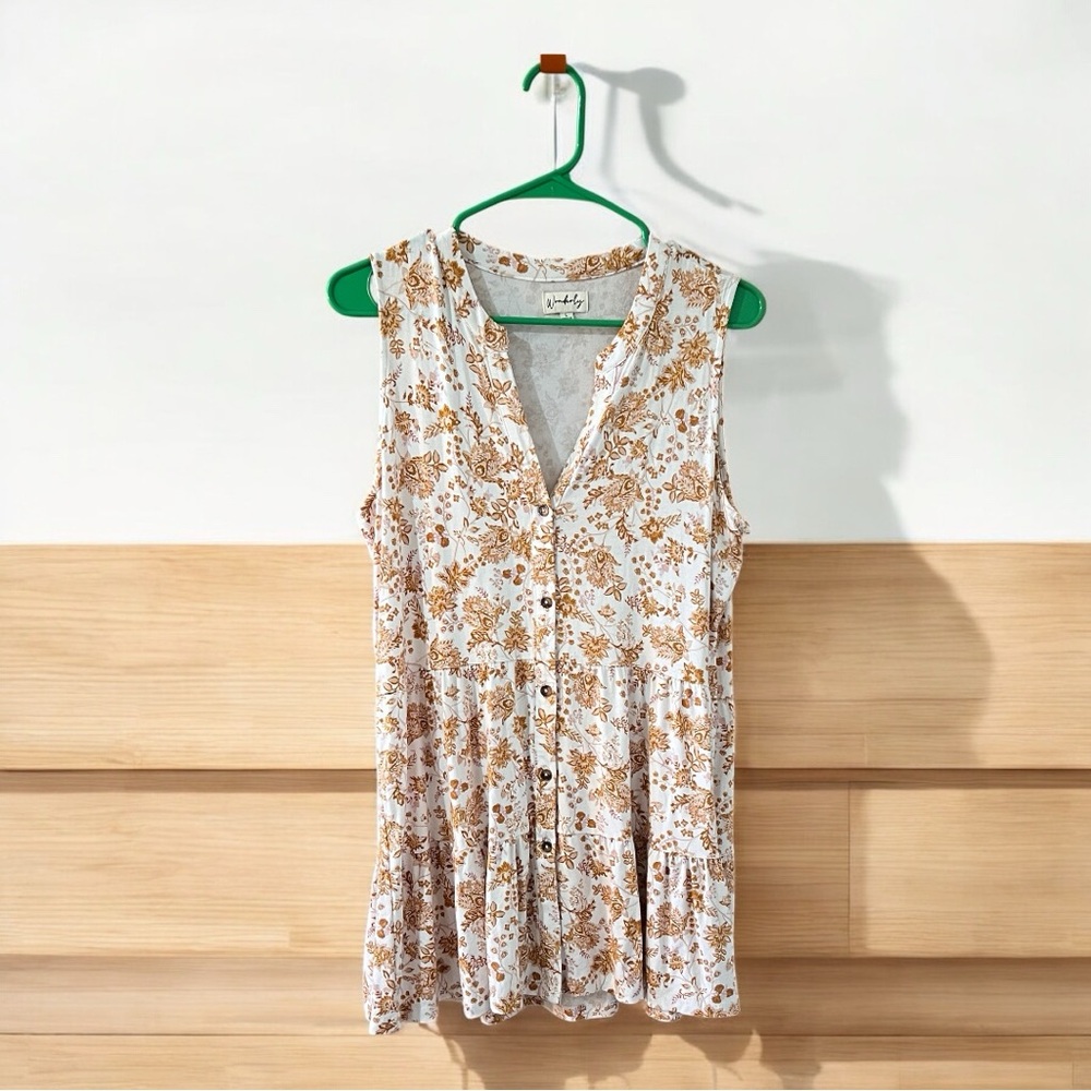 Wonderly White and Tan‎ Floral Sleeveless Blouse